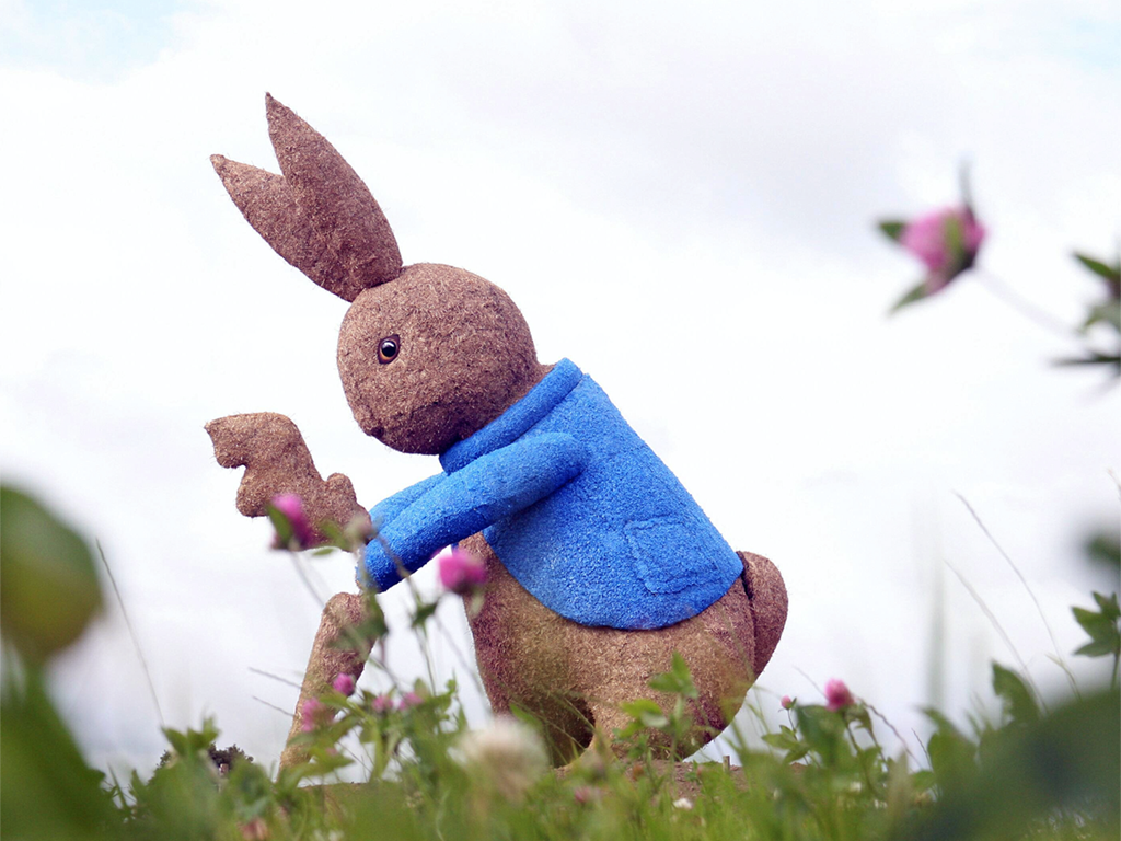 Peter Rabbit Sculpture